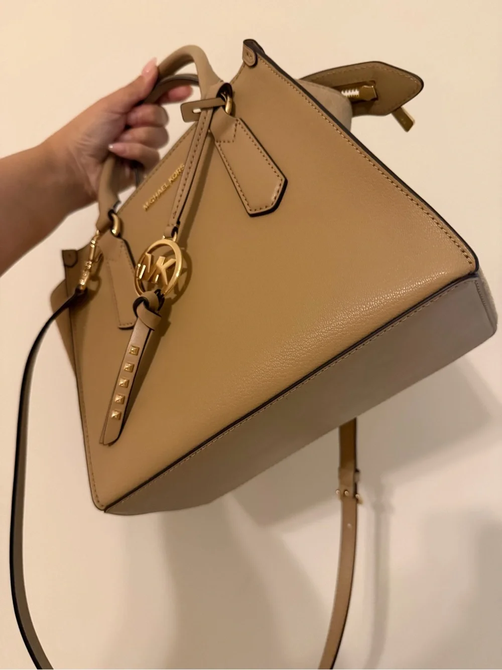 NWT MICHAEL Michael Kors Kris Medium Satchel in Camel